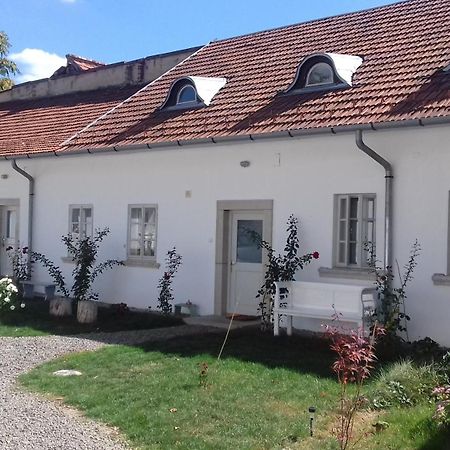 Plitzner Belvarosi Apartmanhaz Eger Exterior photo